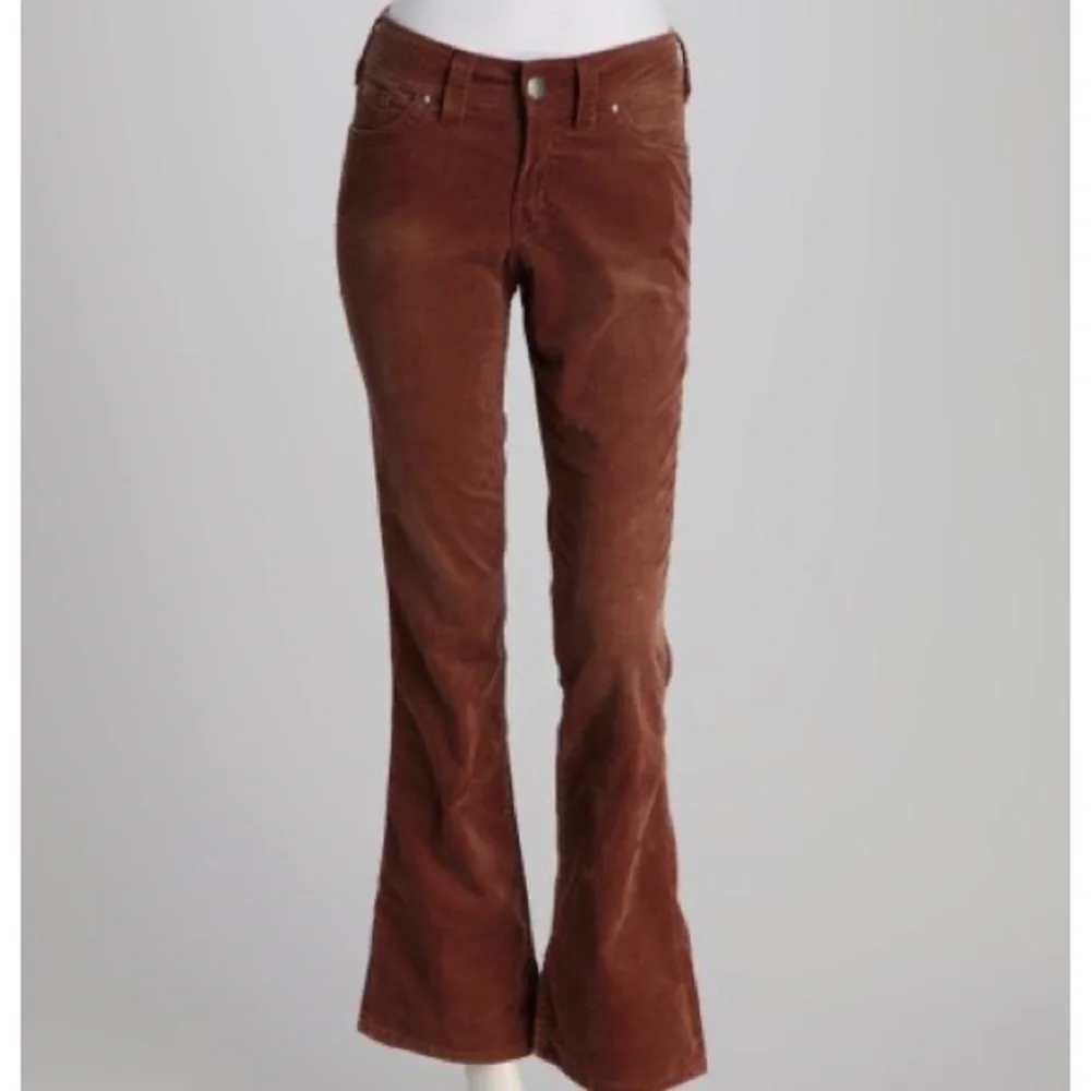 NWT Silver Jeans Suki Surplus Corduroy Pants - Picture 2 of 7